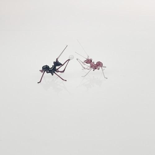康-螞蟻(紫)-台灣玻璃館